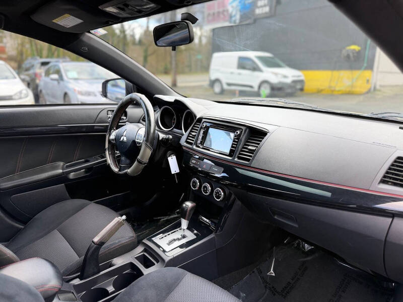 2017 Mitsubishi Lancer LE