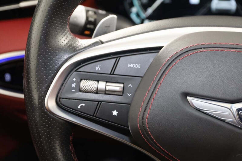 2023 Genesis GV70 2.5T Standard