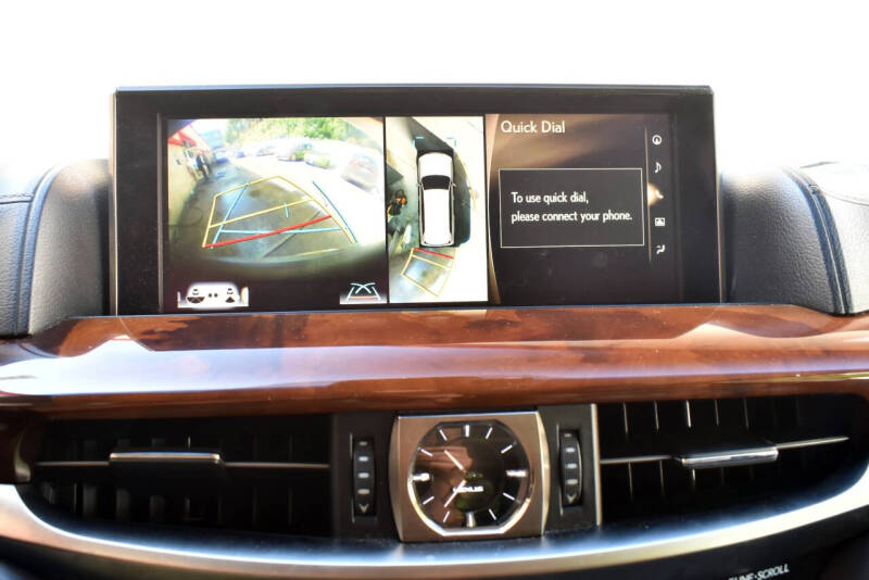 2018 Lexus LX 570 Three-Row