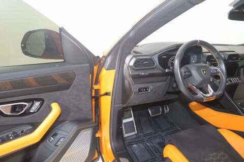 2021 Lamborghini Urus