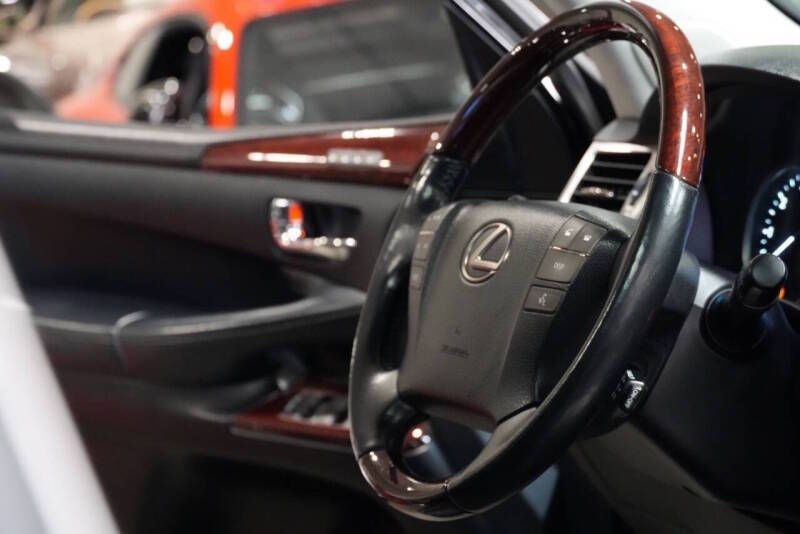 2014 Lexus LX 570