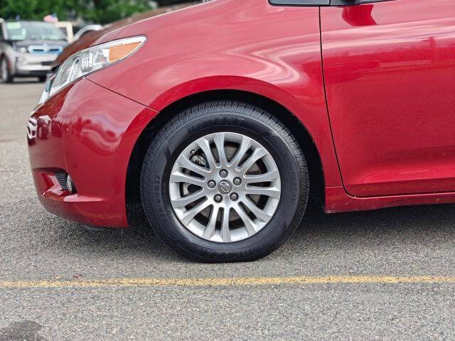 2017 Toyota Sienna