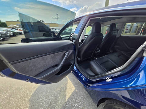 2018 Tesla Model 3 Long Range