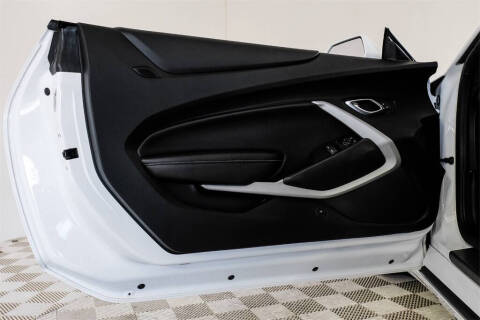 2021 Chevrolet Camaro LT1