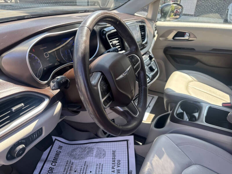 2018 Chrysler Pacifica Touring L Plus