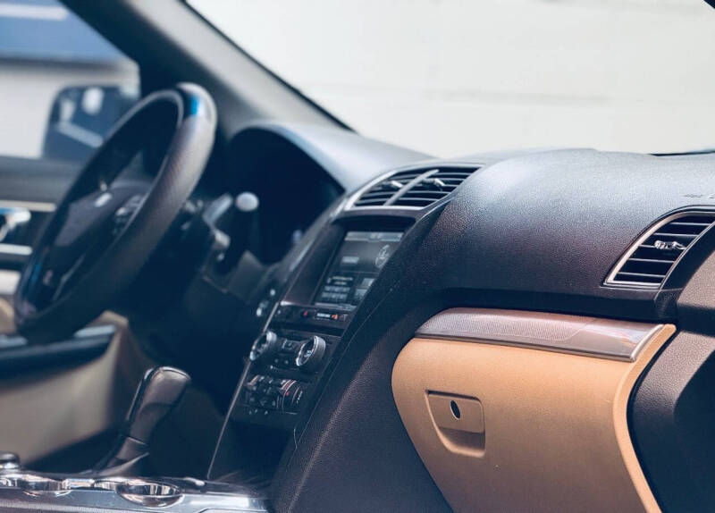 2016 Ford Explorer XLT