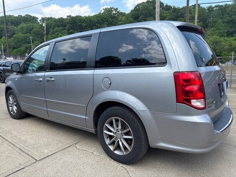 2014 Dodge Grand Caravan SE 30th Anniversary