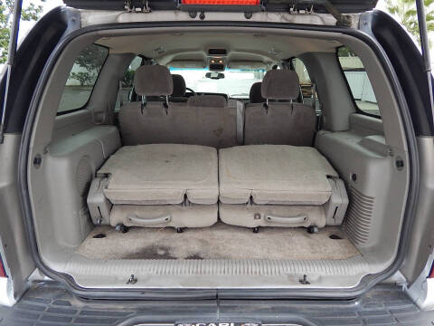 2003 Chevrolet Tahoe LS