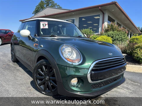 2017 MINI Hardtop 2 Door for sale at WARWICK AUTOPARK LLC in Lititz PA