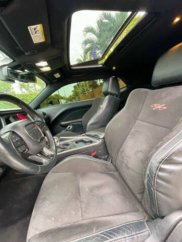 2015 Dodge Challenger R/T Scat Pack