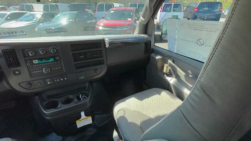2026 Chevrolet Express 2500