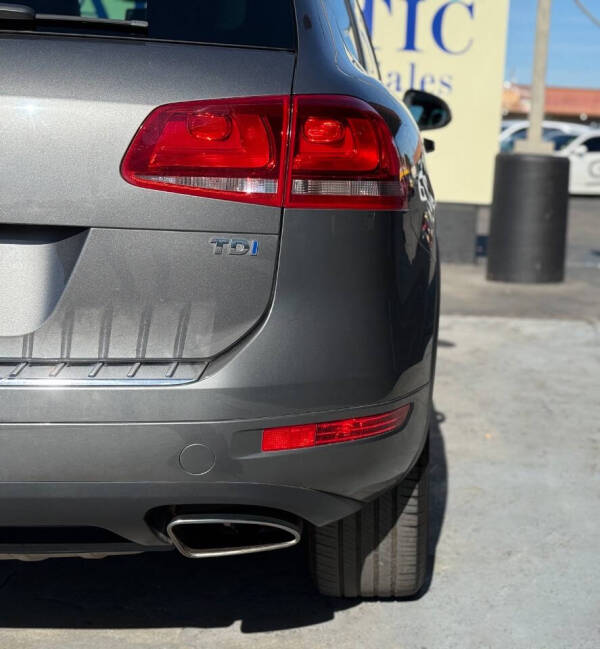 2013 Volkswagen Touareg TDI Sport