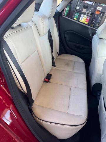 2012 Ford Fiesta SEL