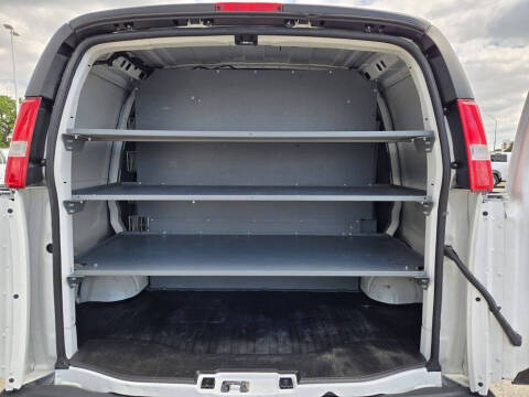 2021 Chevrolet Express 2500