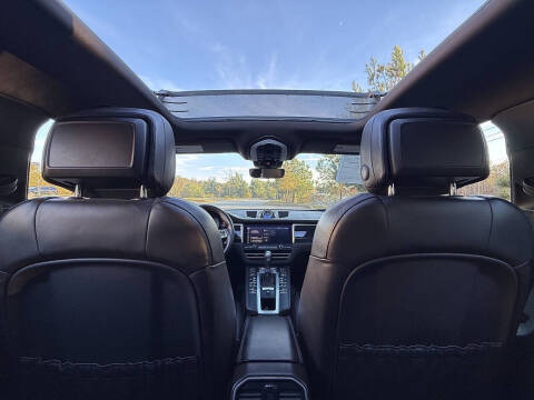 2019 Porsche Macan S