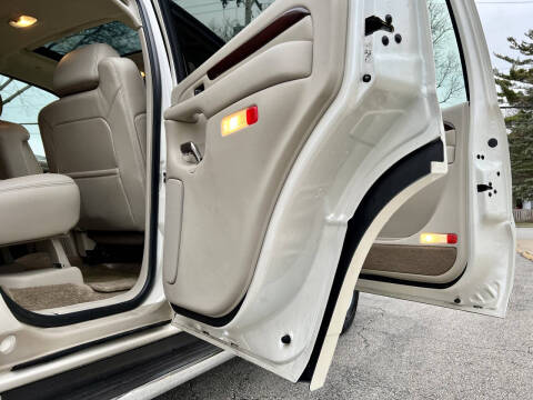2003 Cadillac Escalade