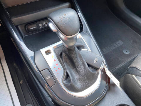 2020 Kia Forte GT Line