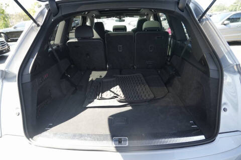 2022 Audi SQ7 4.0T quattro Premium Plus