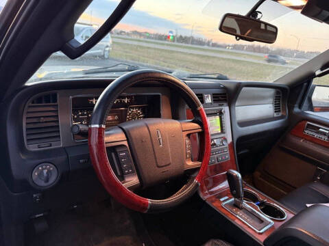 2011 Lincoln Navigator L