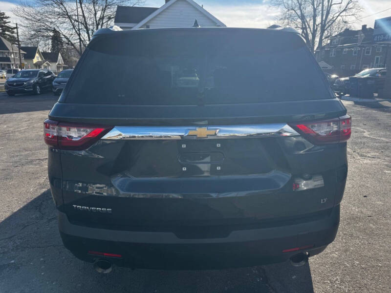 2018 Chevrolet Traverse LT Cloth