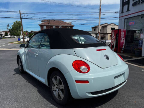 2006 Volkswagen New Beetle Convertible 2.5