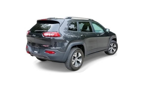 2015 Jeep Cherokee for sale at Bowman Auto Center in Clarkston, MI