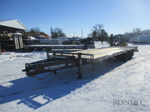 2023 PJ Trailer PL Equipment Deckover PLP28A2B for sale at Rondo Truck & Trailer in Sycamore IL