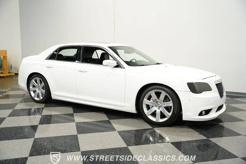 2012 Chrysler 300 SRT8