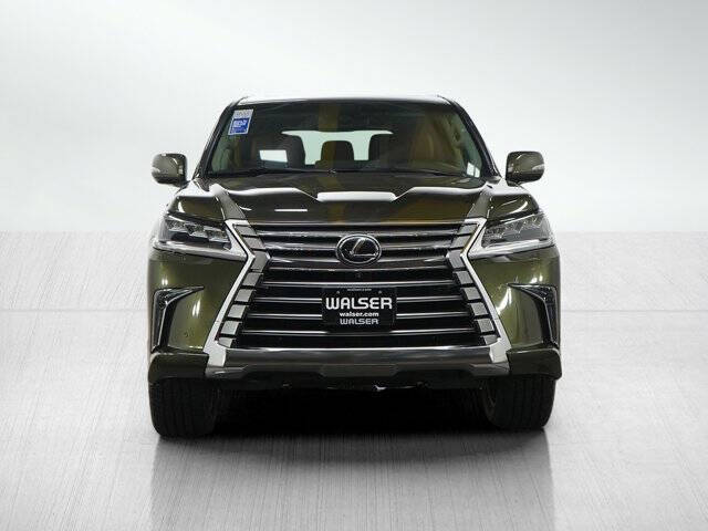 2021 Lexus LX 570 Three-Row