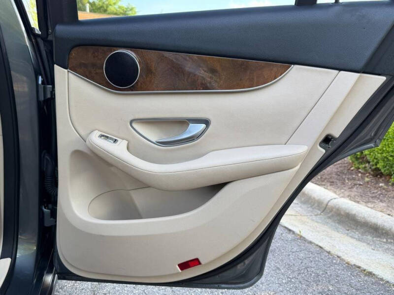 2018 Mercedes-Benz GLC GLC 300