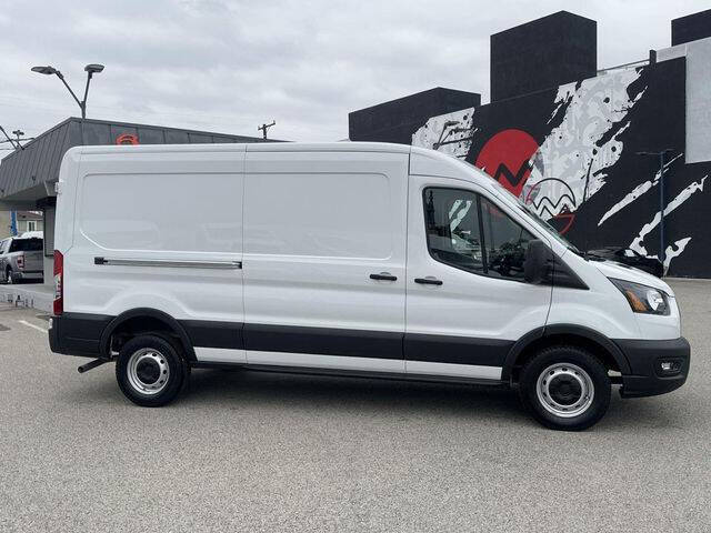 2025 Ford Transit 250