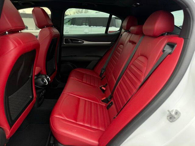 2024 Alfa Romeo Stelvio Veloce