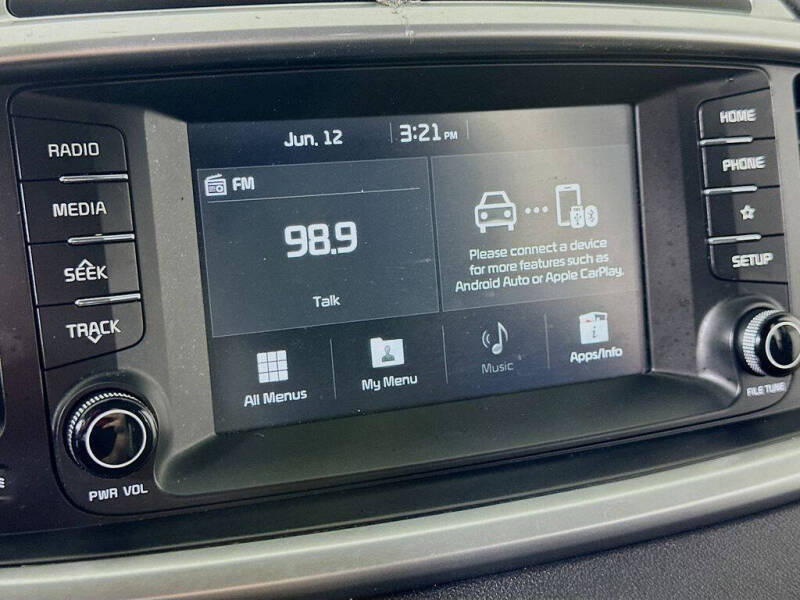 2019 Kia Sorento LX