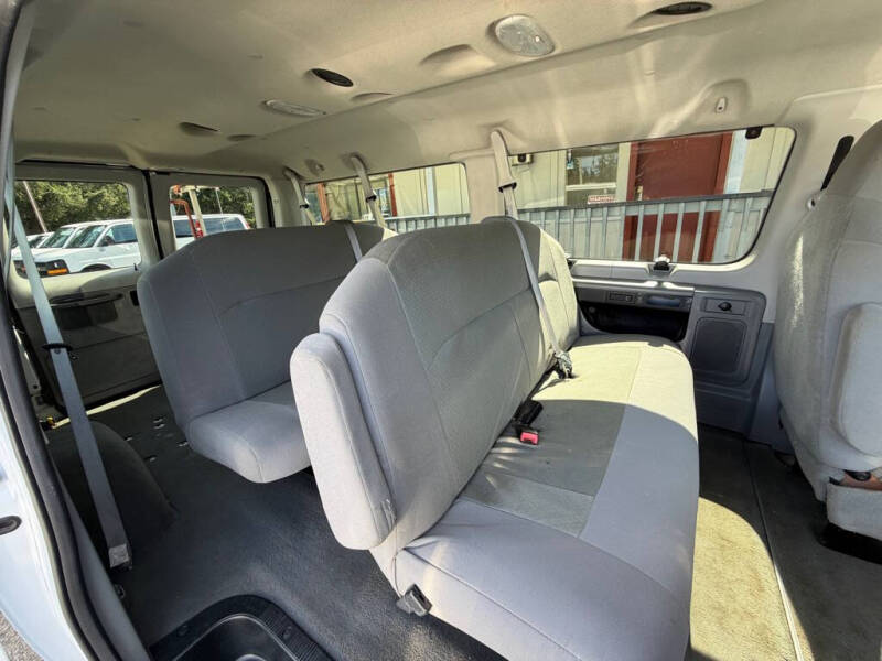 2010 Ford E-Series E-350 SD XL