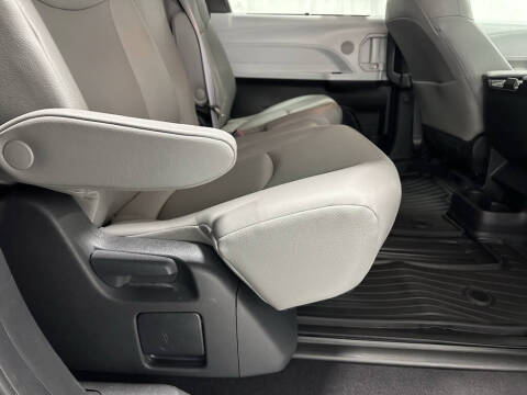 2025 Toyota Sienna