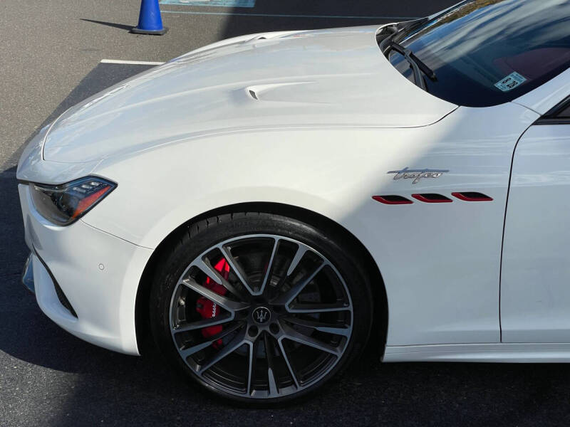 2023 Maserati Ghibli Trofeo