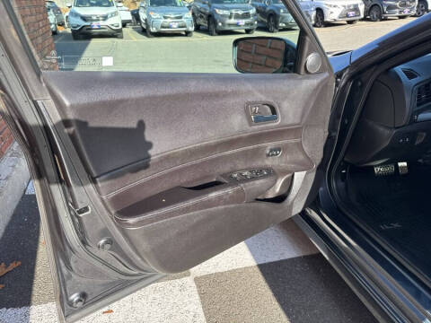 2016 Acura ILX w/Tech w/A-SPEC