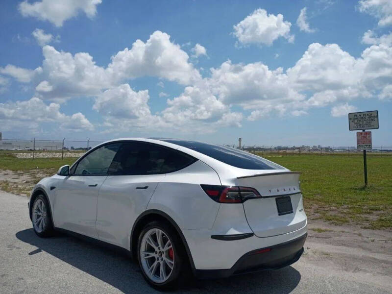 2023 Tesla Model Y Performance