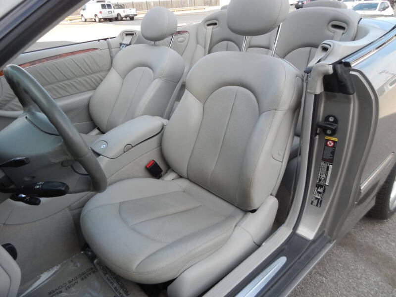 2005 Mercedes-Benz CLK CLK 320
