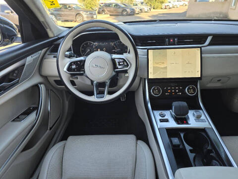 2022 Jaguar XF P250 SE