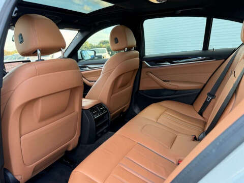 2019 BMW 5 Series 540i