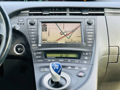 2010 Toyota Prius III