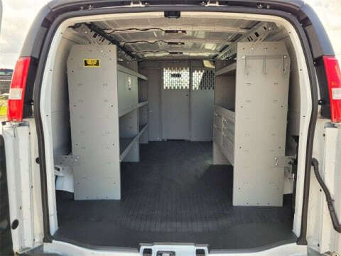 2025 Chevrolet Express 2500