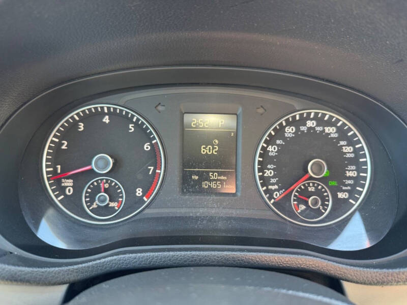 2015 Volkswagen Passat 1.8T Limited Edition