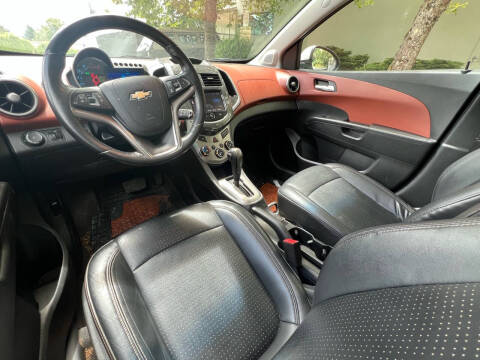 2014 Chevrolet Sonic LTZ Auto