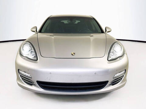2012 Porsche Panamera 4