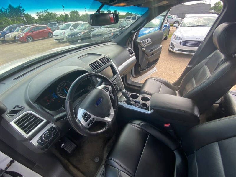 2012 Ford Explorer XLT