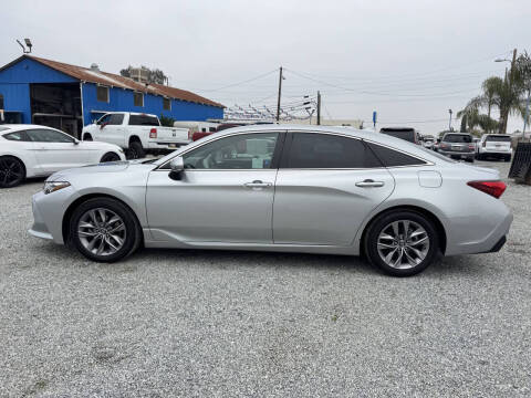 2019 Toyota Avalon XLE