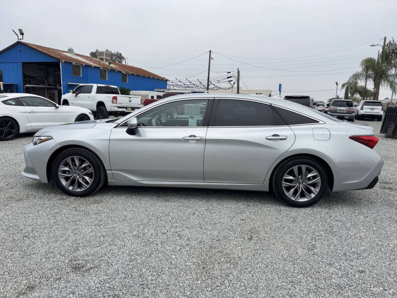 2019 Toyota Avalon XLE