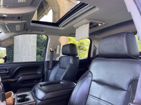 2015 GMC Sierra 2500HD Denali
